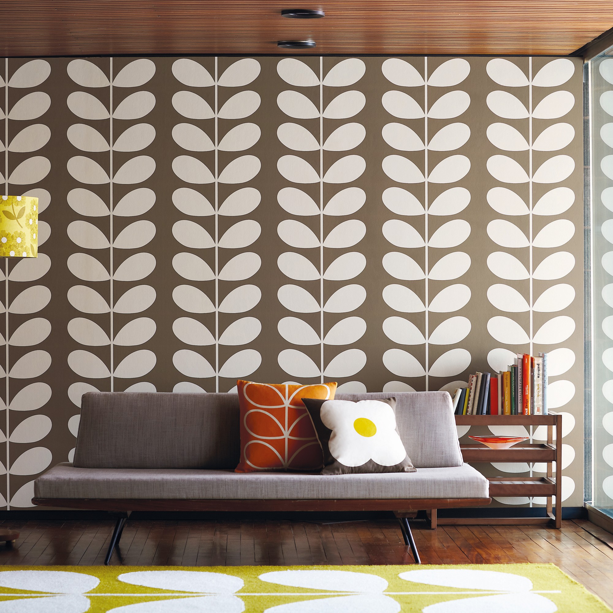 Giant Stem Wallpaper 110394 By Orla Kiely In Mole Brown